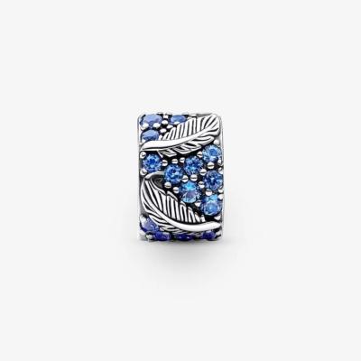 CLIP PANDORA PLUME PAVÉS SCINTILLANTE BLEUS