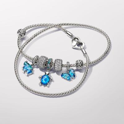 CHARM ELEPHANT EN VERRE DE MURANO BLEU 